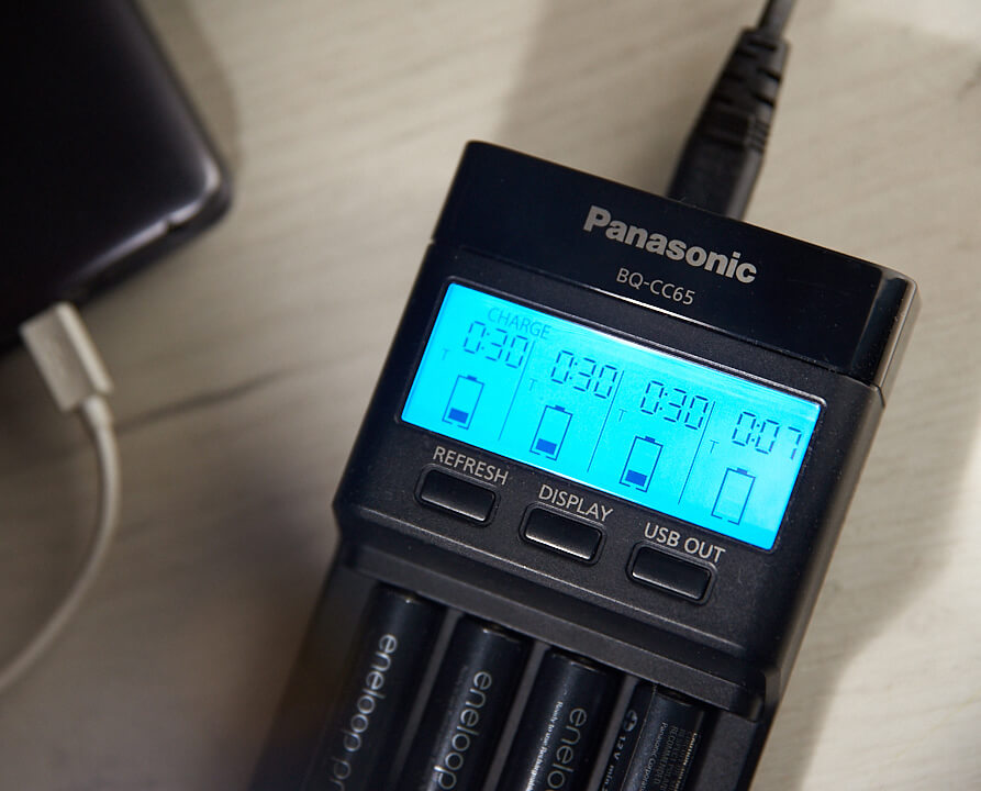 дисплей зарядного устройства Panasonic BQ-CC65